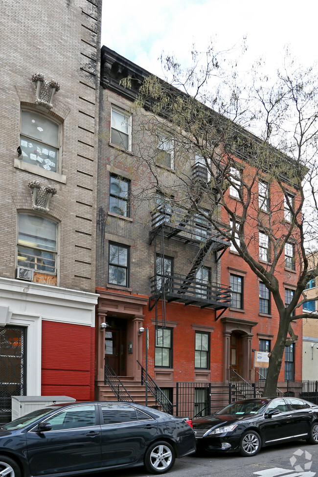 Foto principal - 351 West 17th Street