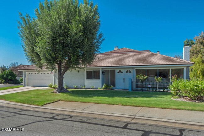 Foto del edificio - 32041 Waterside Ln