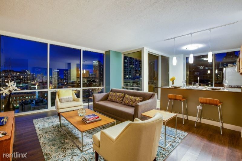 Foto principal - 223 E Erie St