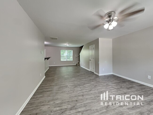 Foto del edificio - 4932 Magnasco Ln