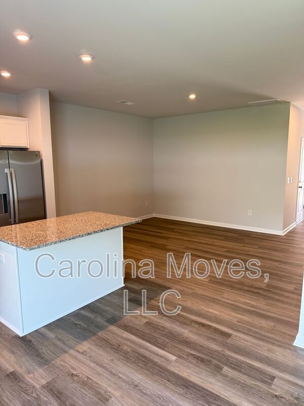 Building Photo - 179 Randwick Ln