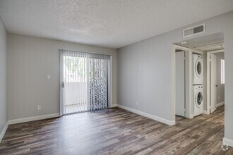 Interior Photo - Aspire Desert West