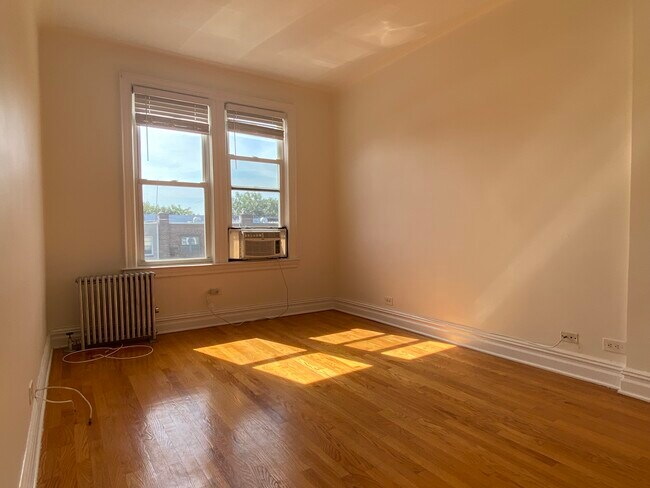 Foto del edificio - 2545 46th St