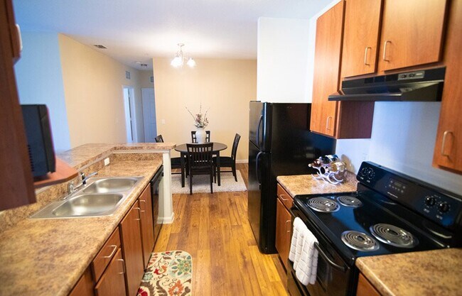 Foto del edificio - Brant Creek Apartment Homes