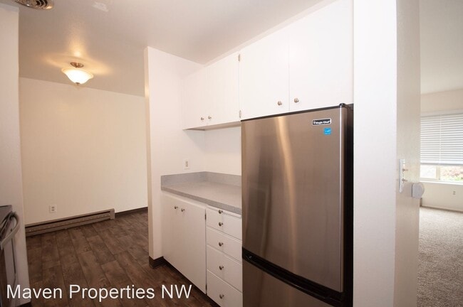 Building Photo - 1 br, 1 bath Apartment - 3645 Whitman Ave ...