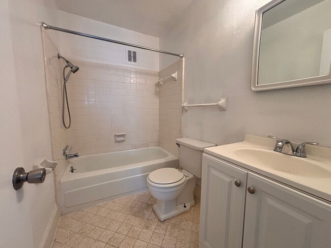 Photo - 2601 Hillsboro Pike Apartment