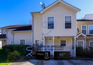 Building Photo - 6546 Wellington Chase Ct