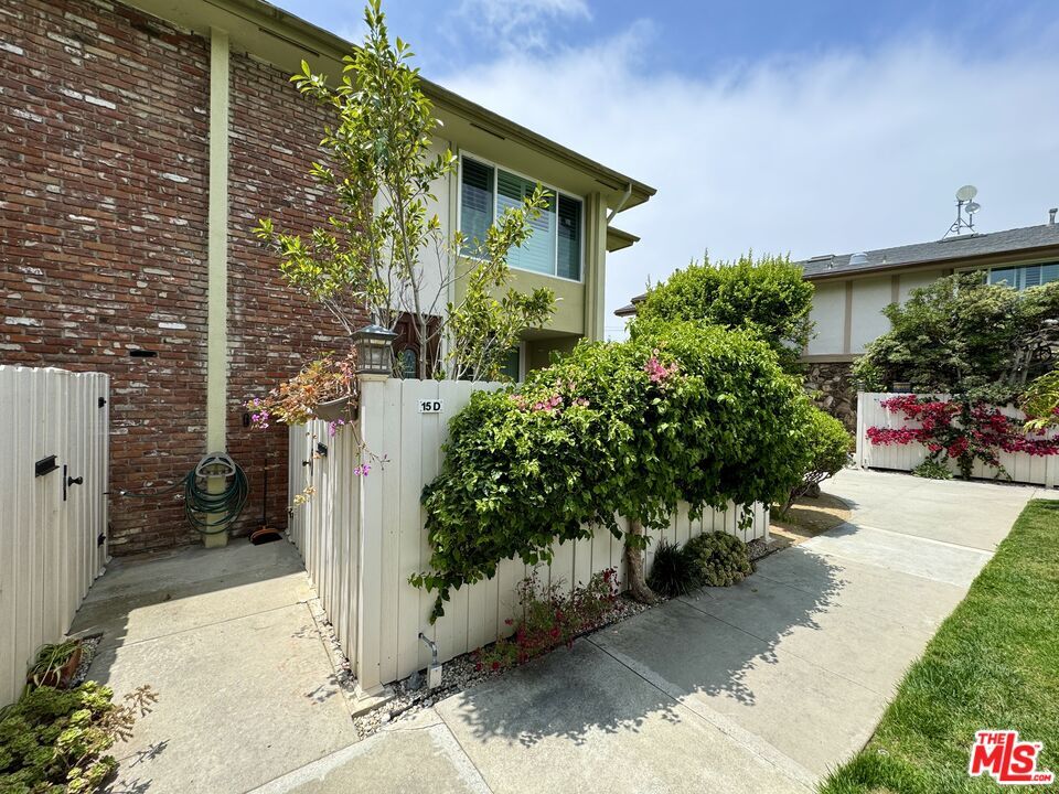 Foto principal - 5215 Sepulveda Blvd
