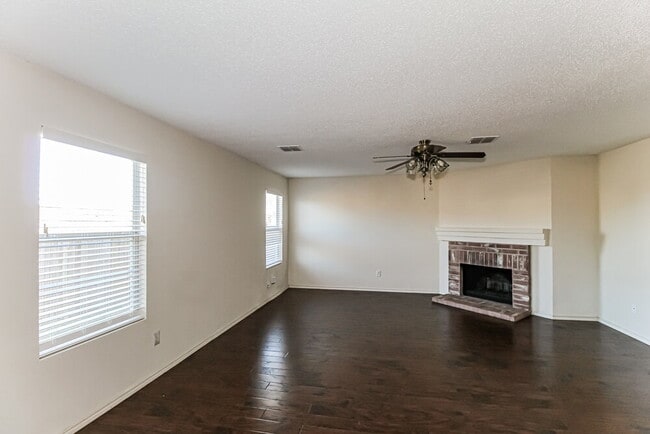 Foto del edificio - 8712 Cove Meadow Ln