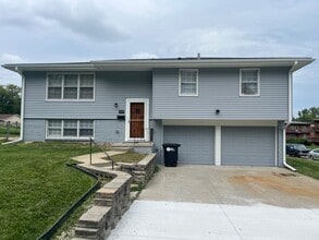 Building Photo - 8604 Orchard Ave