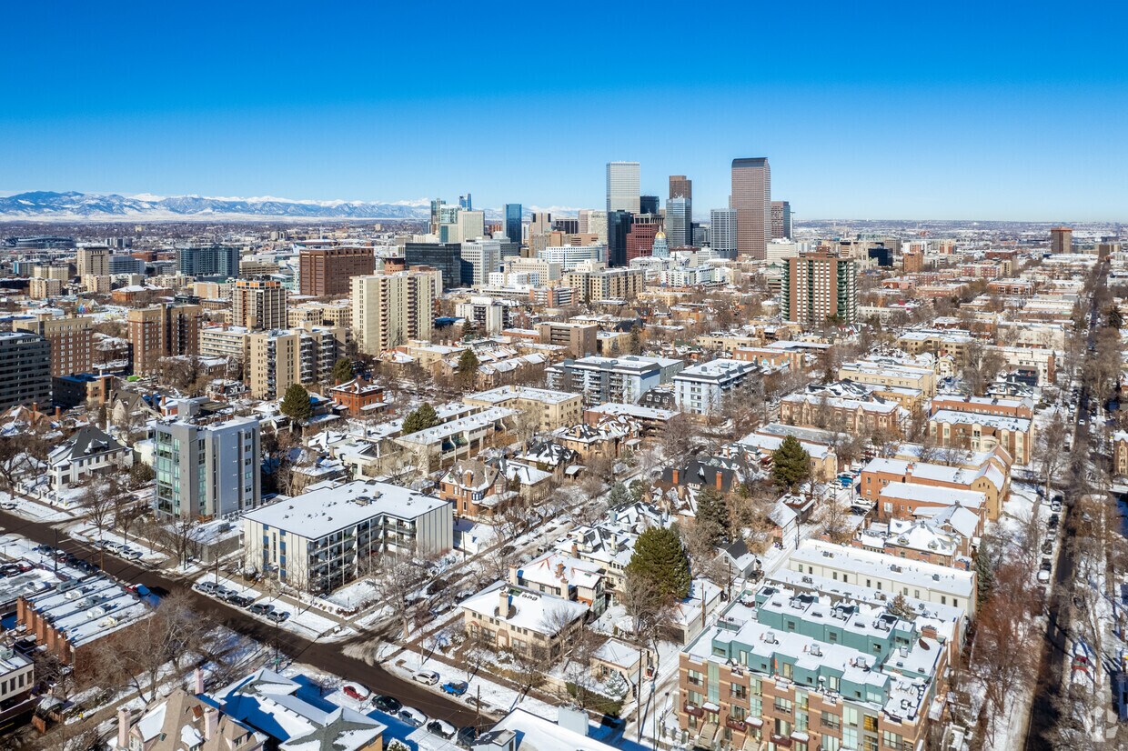 Context - 939 Pearl St