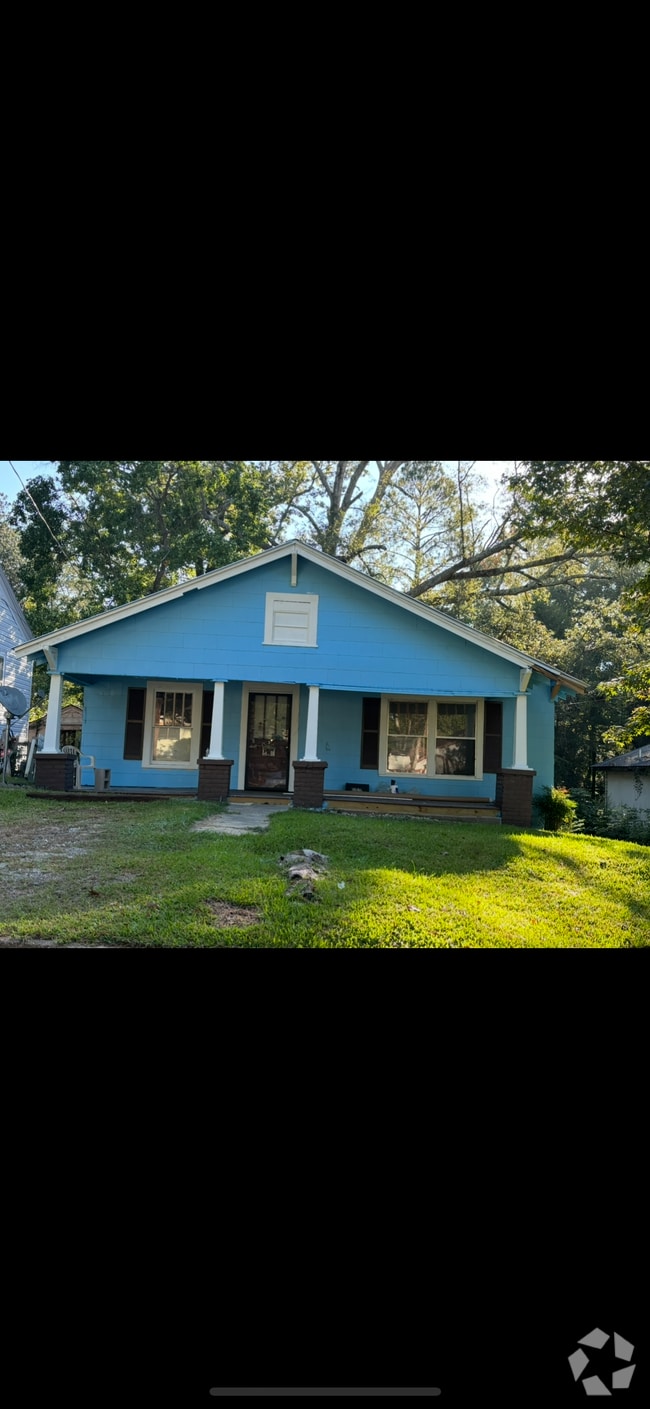 Building Photo - 3006 40th Ave