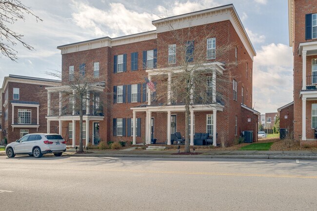 Building Photo - 2055 Tollgate Blvd
