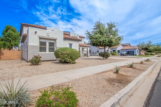 Building Photo - 19718 E Mayberry Rd