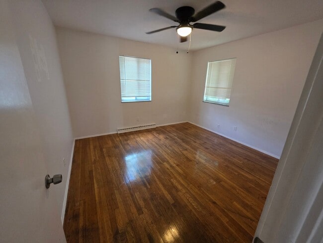 Foto del edificio - 1665 Shatto Ave