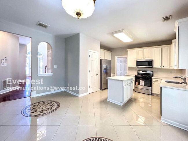 Building Photo - 3567 Montwood Ct