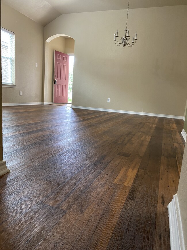 Living Area - 821 Walnut St