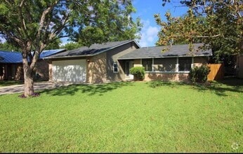 Building Photo - 5663 Larkdale Dr