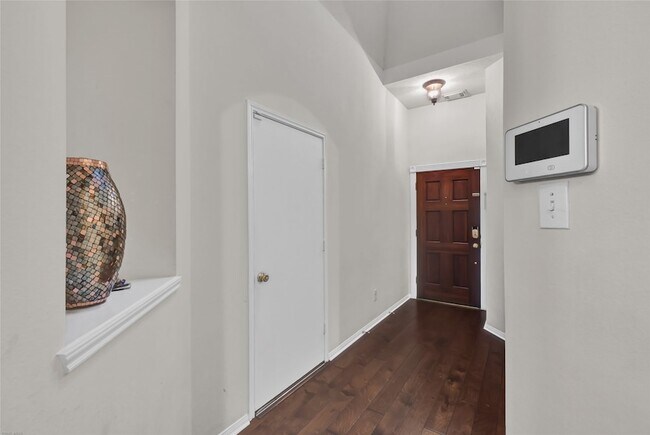Foto del edificio - 7506 Alpine Park Ln