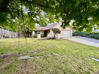 Building Photo - 1210 Caren Rd