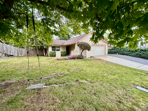 Building Photo - 1210 Caren Rd