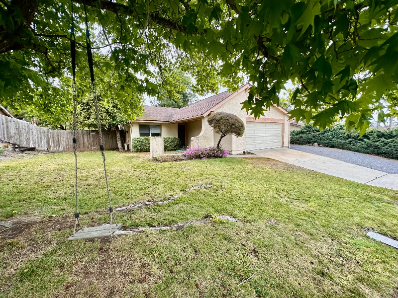 Primary Photo - 1210 Caren Rd