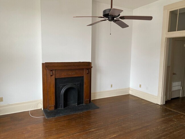 Building Photo - Downtown Apartment