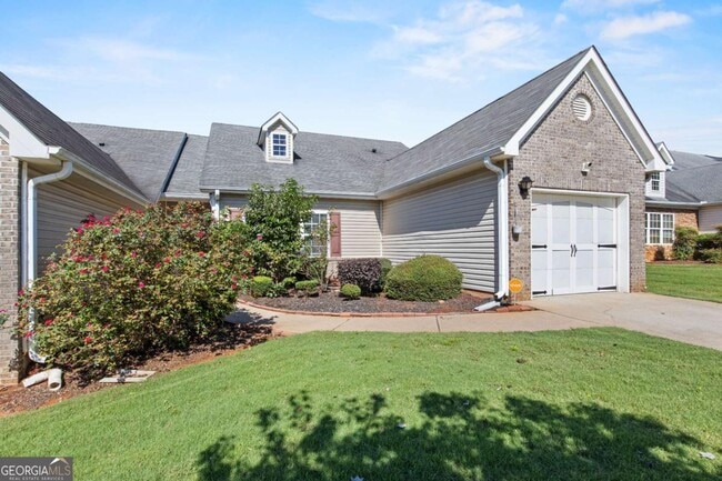 Building Photo - 935 City Park Dr