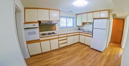 Building Photo - 2004 Strong Ave