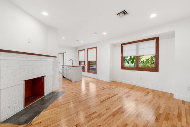 Foto del edificio - 502 N St