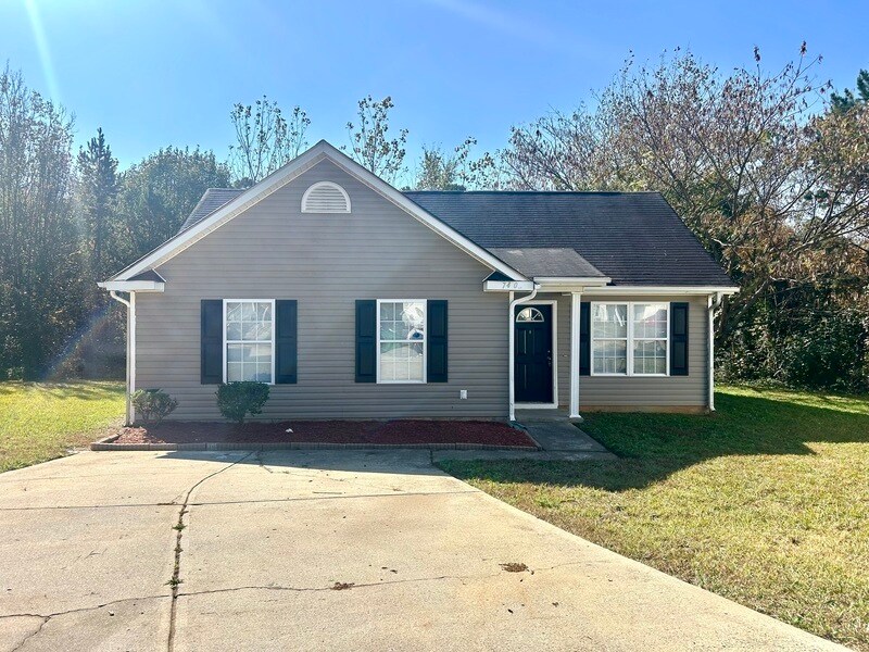 Primary Photo - 740 Mistral Way