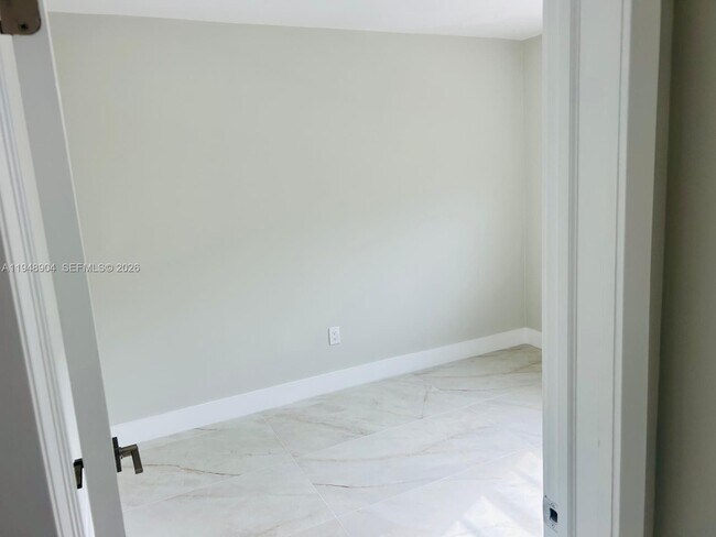 Foto del edificio - 932 NW 5th St