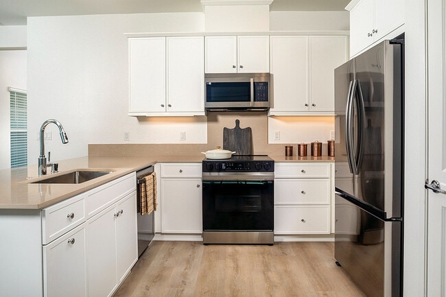 Building Photo - Summerwell La Quinta