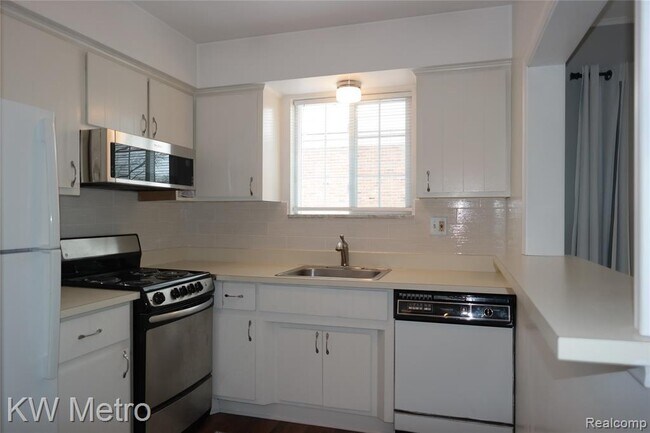 Foto del edificio - 630 Ann St