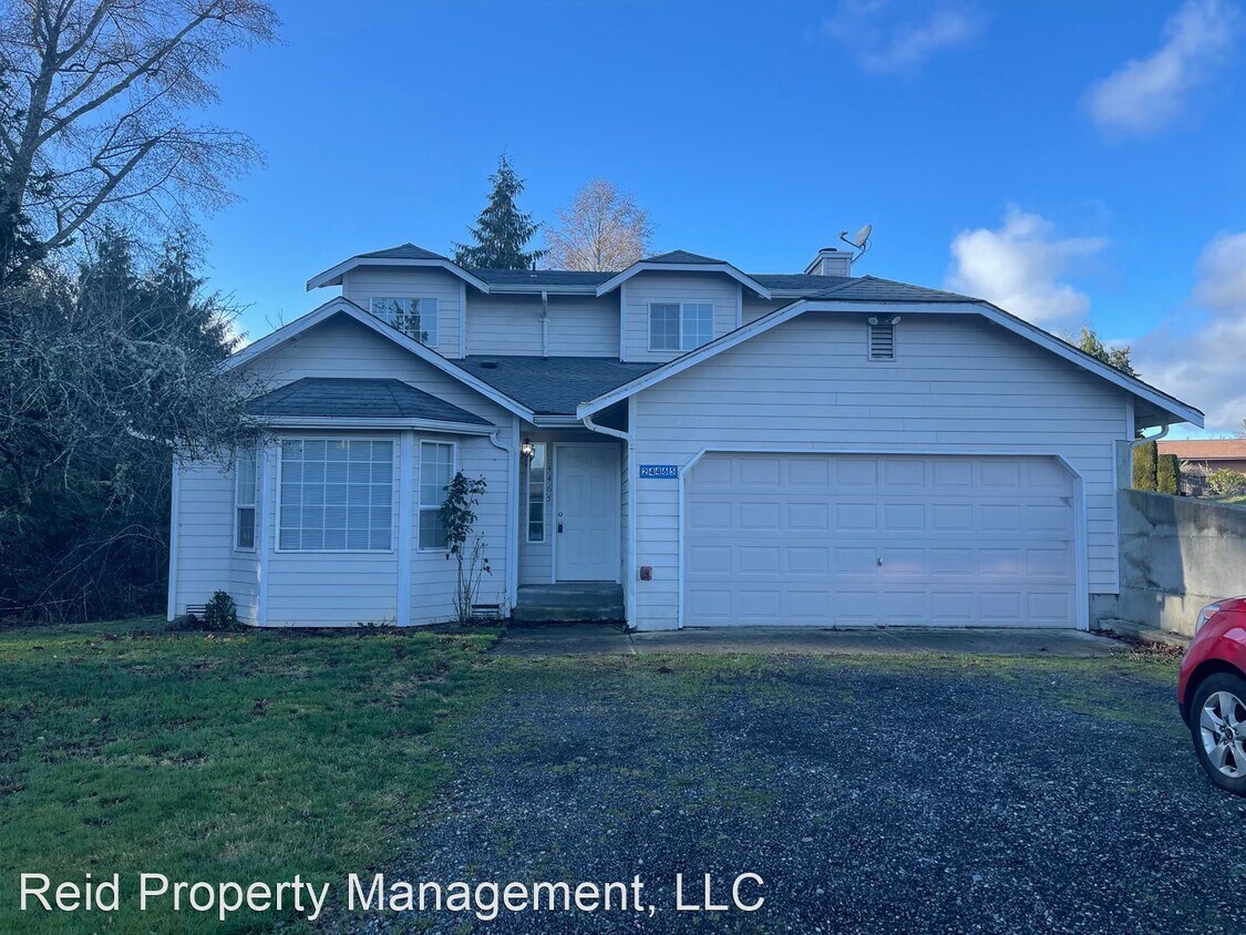 Primary Photo - 3 br, 2.5 bath House - 24465 Taree Blvd NE