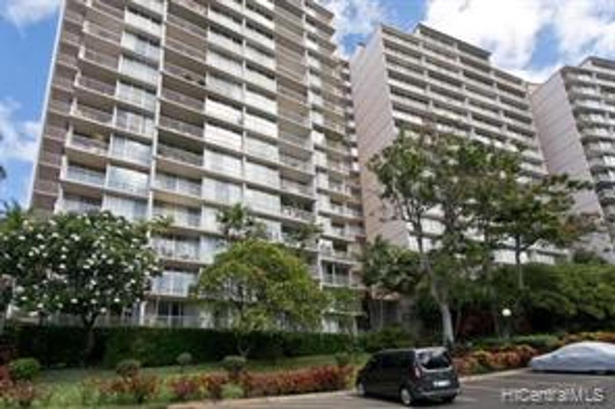 Foto principal - Makaha Valley Towers Furnished Studio