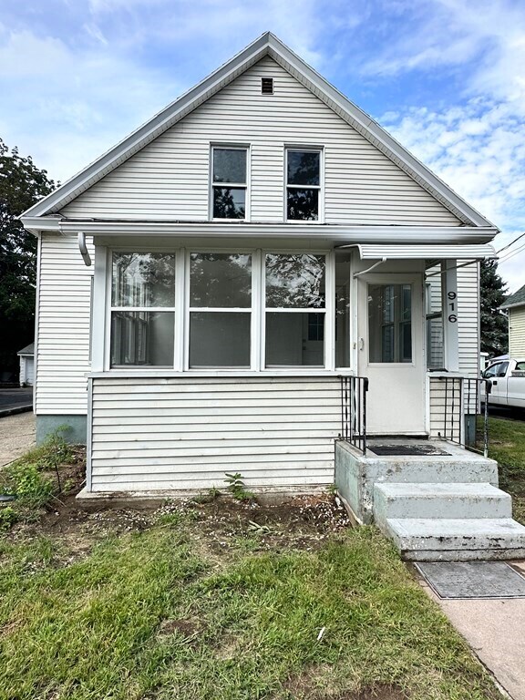 916 Granby Rd, Chicopee, MA 01020 House Rental in Chicopee, MA