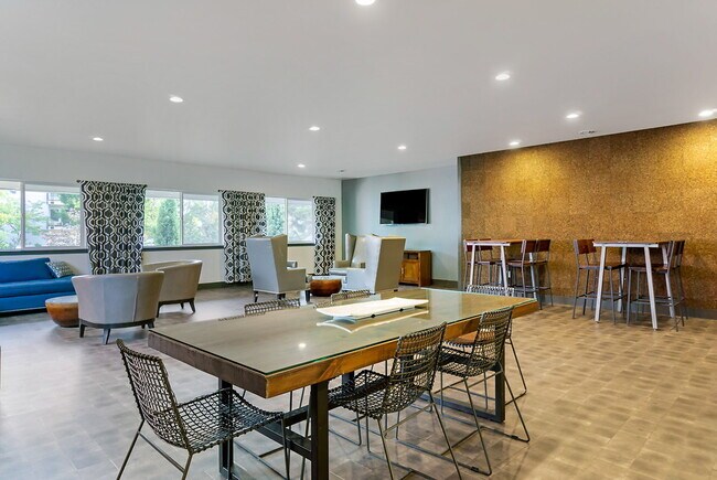 Foto del edificio - Woodland Commons