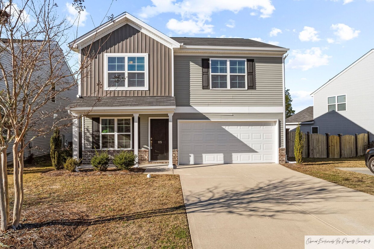 Foto principal - A MUST SEE IN LEXINGTON’S PERSIMMON GROVE