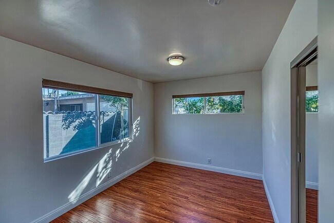 Building Photo - 1588 W 36th St