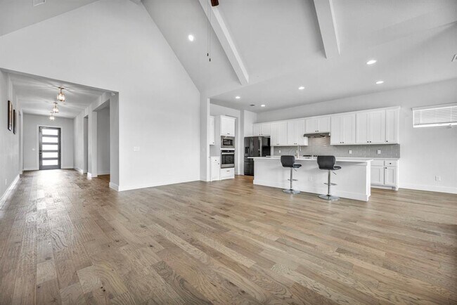 Foto del edificio - 151 Roseheath Ln