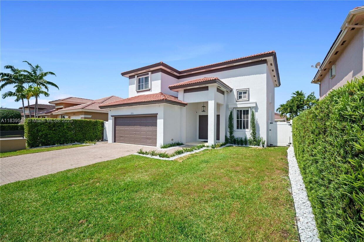 Primary Photo - 2894 SW 144th Ct