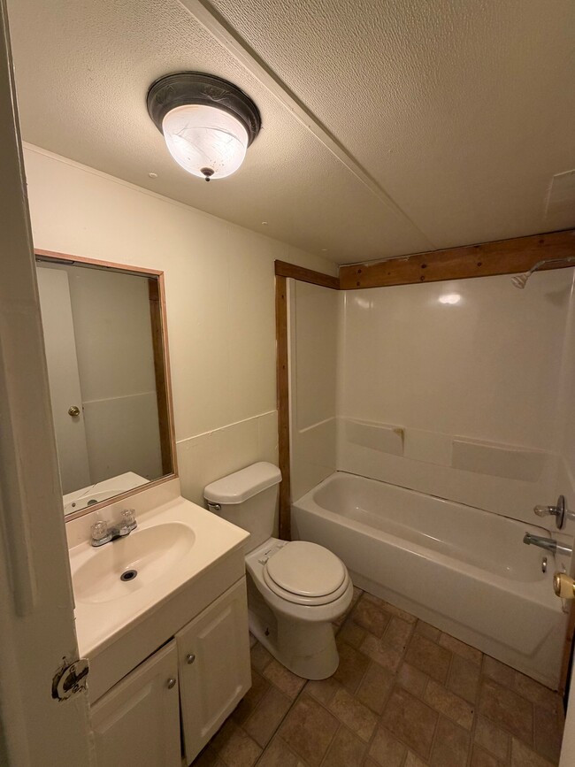 Building Photo - 9793 Farris Loop