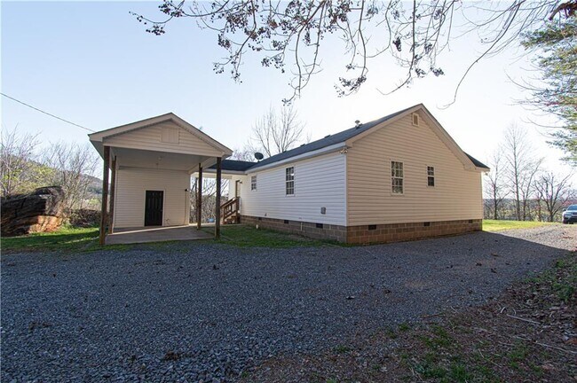Foto del edificio - 270 Irwin Mill Rd SE