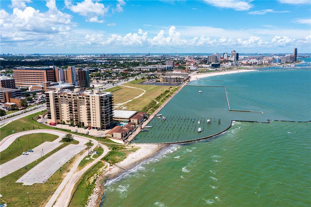 Foto principal - 1400 Ocean Dr
