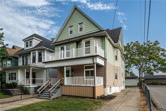 Building Photo - 212 Lockwood Ave