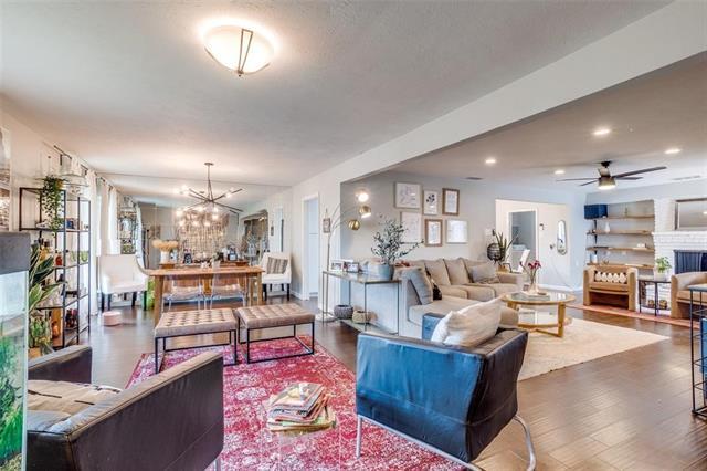 Foto del edificio - 8044 Woodhue Cir