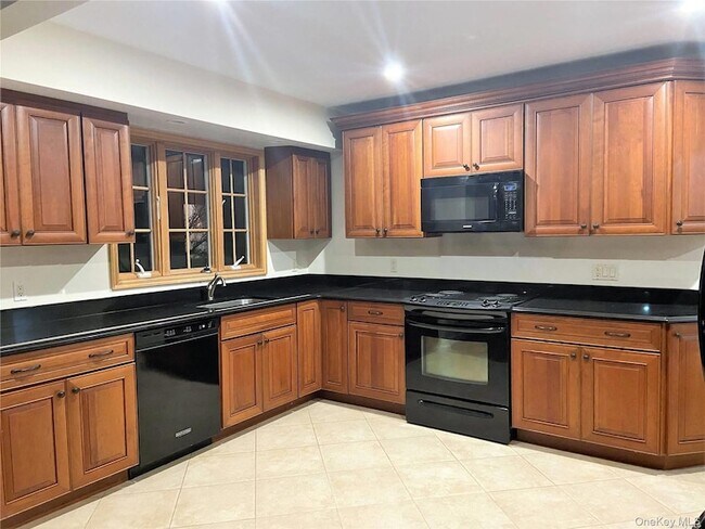 Foto del edificio - 312 E Beech St