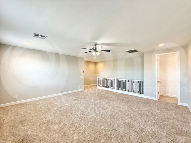 Foto del edificio - 44723 N 44th Ave
