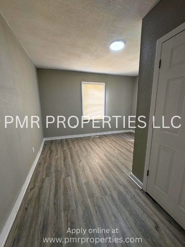 Foto del edificio - 2 Bedrooms/1 Bathroom House